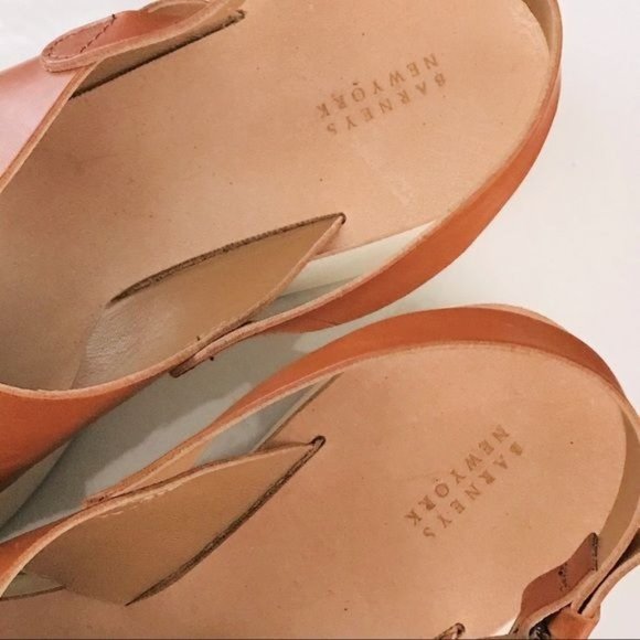 NEW Barney’s NY Crossover Platform Sandals Made in Italy New Without Tags - Picture 9 of 15
